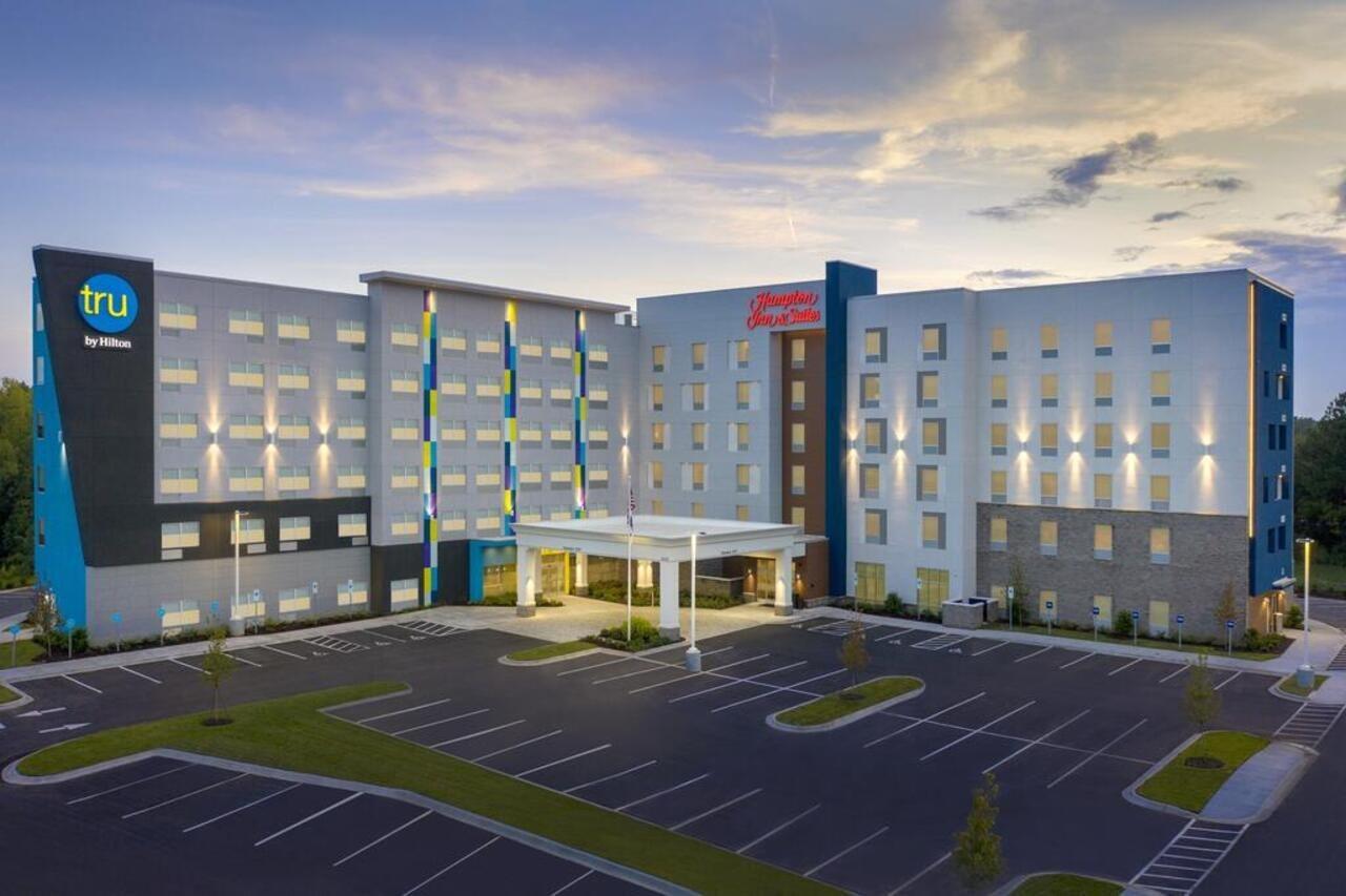 Tru By Hilton Charlotte Airport Lake Pointe Eksteriør bilde