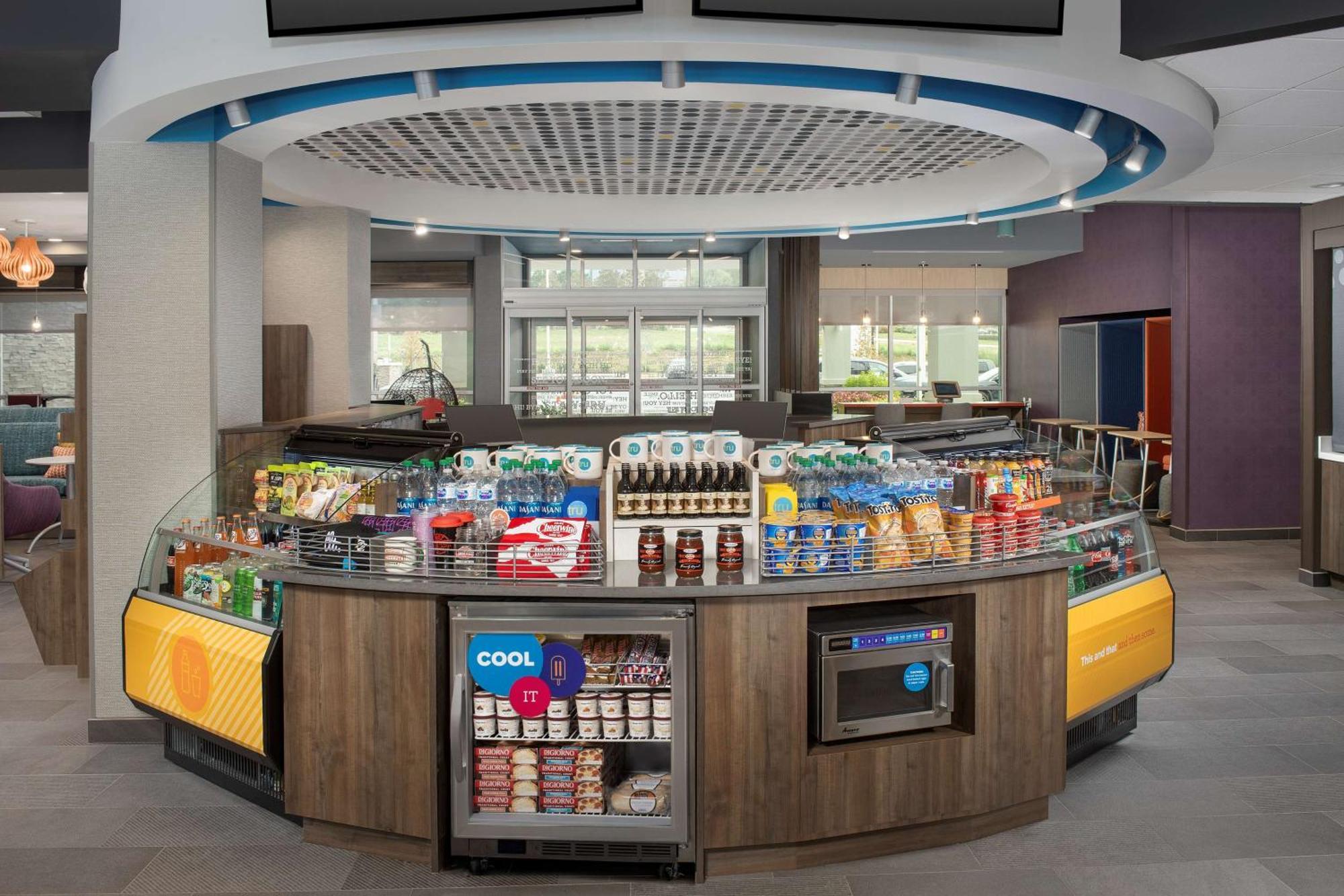 Tru By Hilton Charlotte Airport Lake Pointe Eksteriør bilde